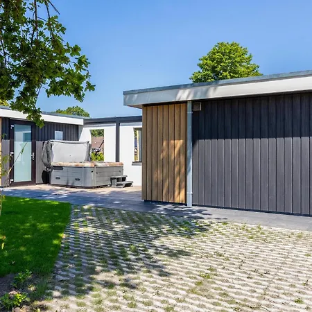 2 Bedroom Amazing In *