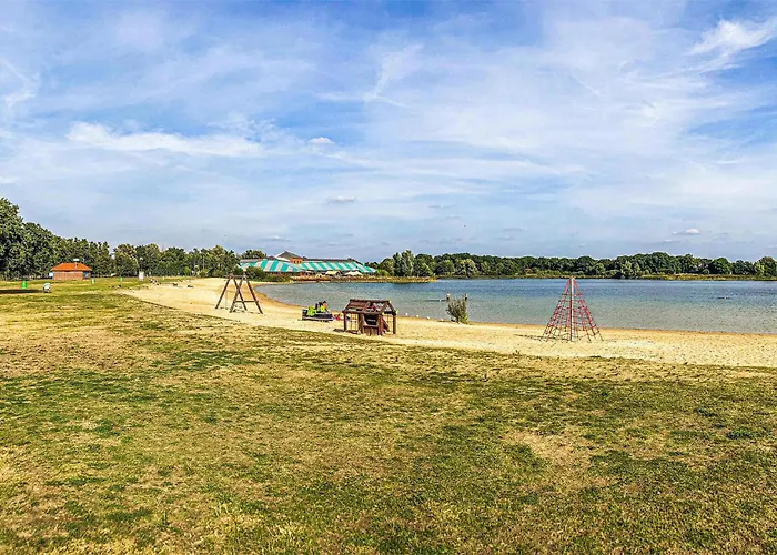 2 Bedroom Amazing In Hébergement de vacances *