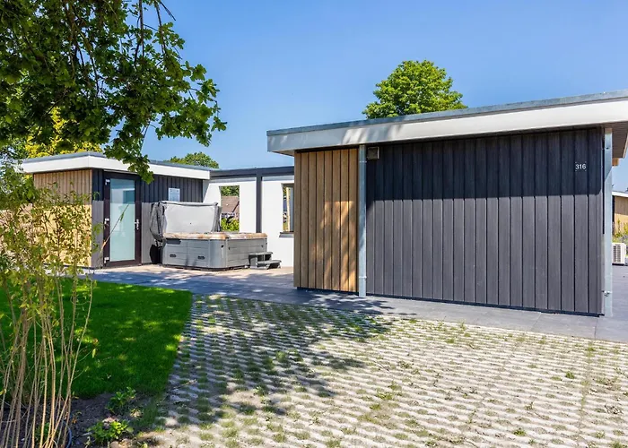 2 Bedroom Amazing In *