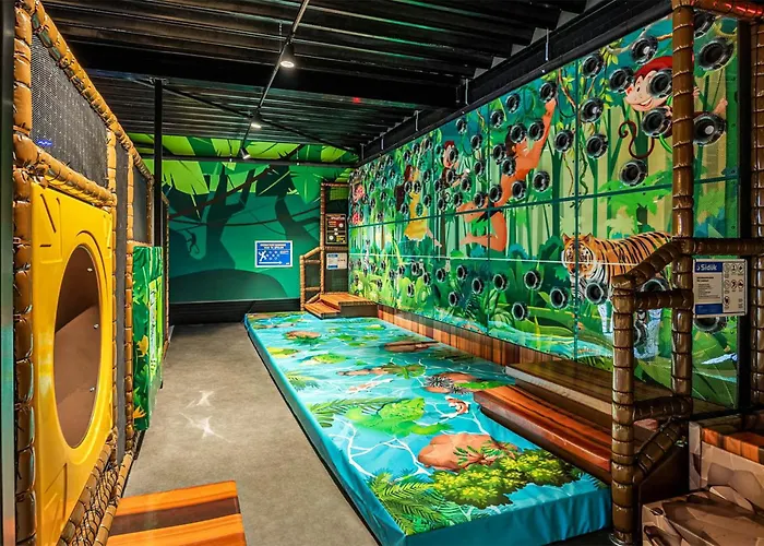 2 Bedroom Amazing In Voorthuizen